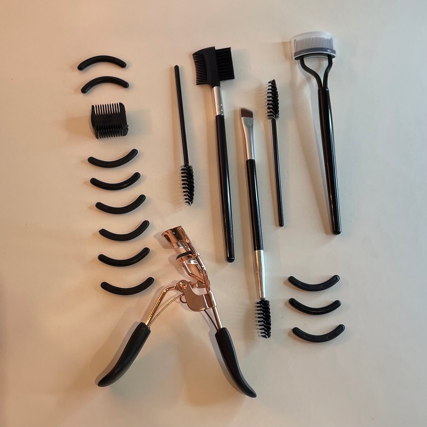 Eyelash and eyebrow set