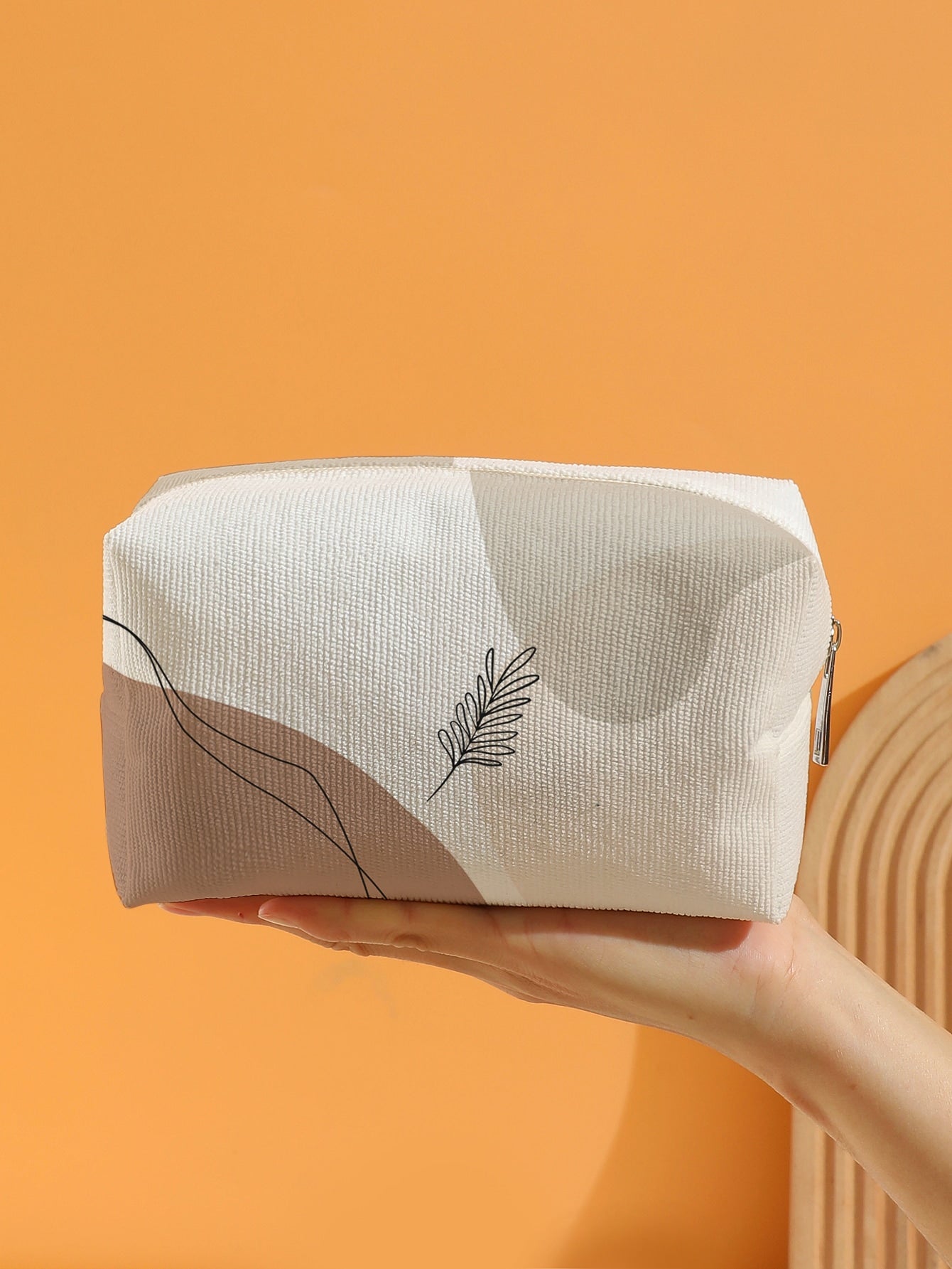 Leaf Pattern Makeup Bag