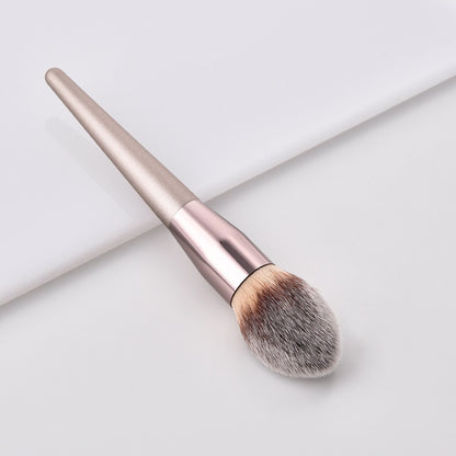 4 Pcs Champagne Makeup Brushes Set Foundation Powder Blush Blending Concealer Contour Highligh Face Beauty Women Make up Tools